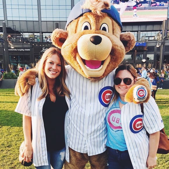 Meet your Posher, Annie - Picture 1 of 1